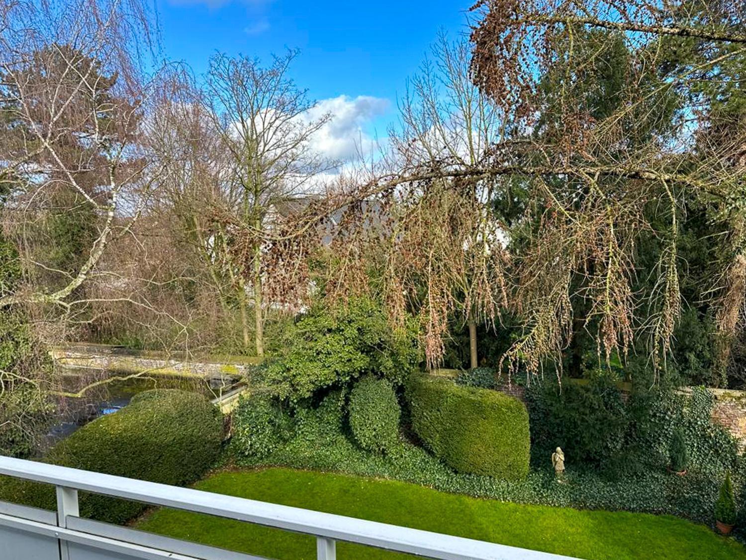 Düsseldorf-lohausen Ii Apartment